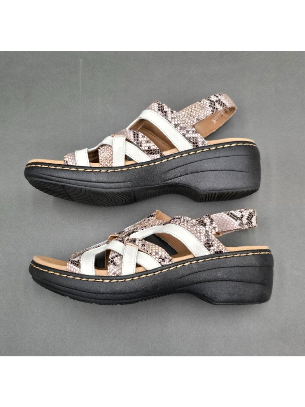 Clarks Merliah Lilac Snakeskin Wedge Sandals Size 7.5 White Leather - Picture 4 of 11